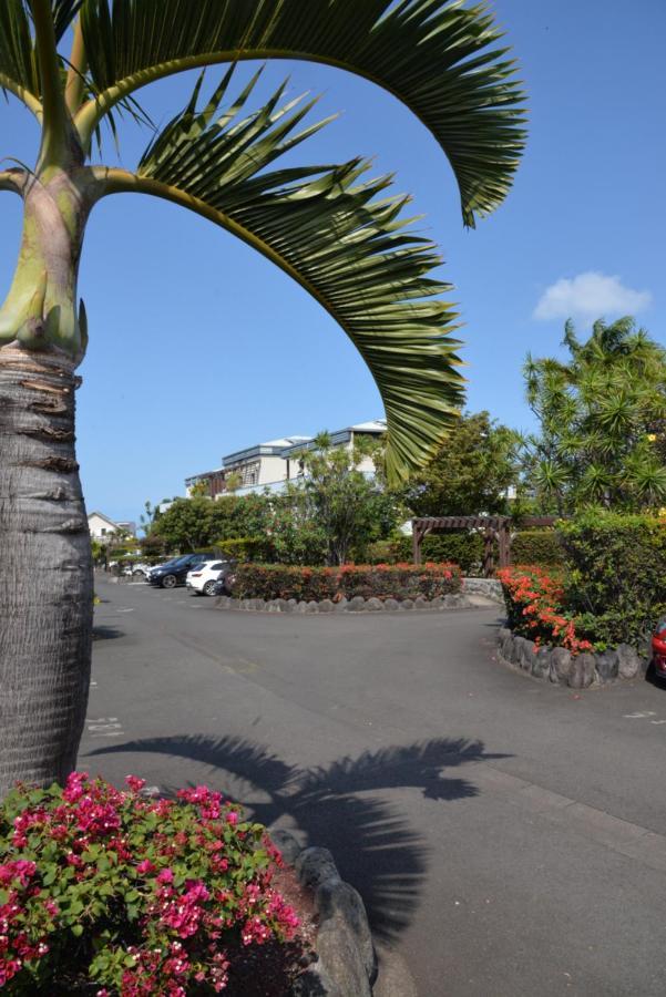 Cosy Letchis Apartment Saint Pierre Bagian luar foto